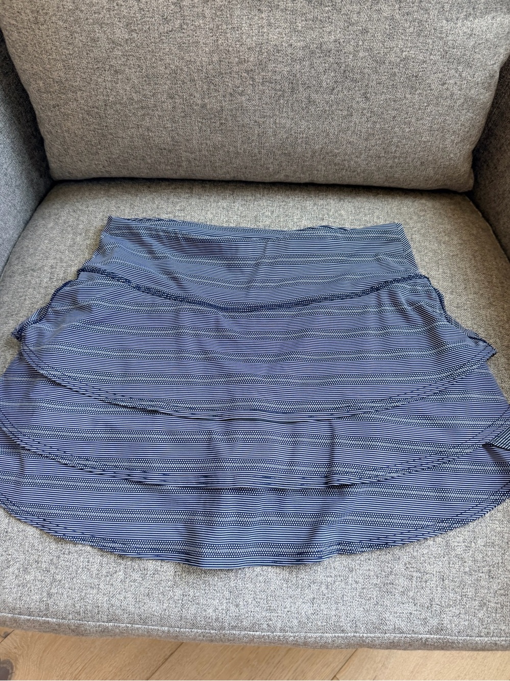 Athleta Navy Tennis / Running Skirt Size Small